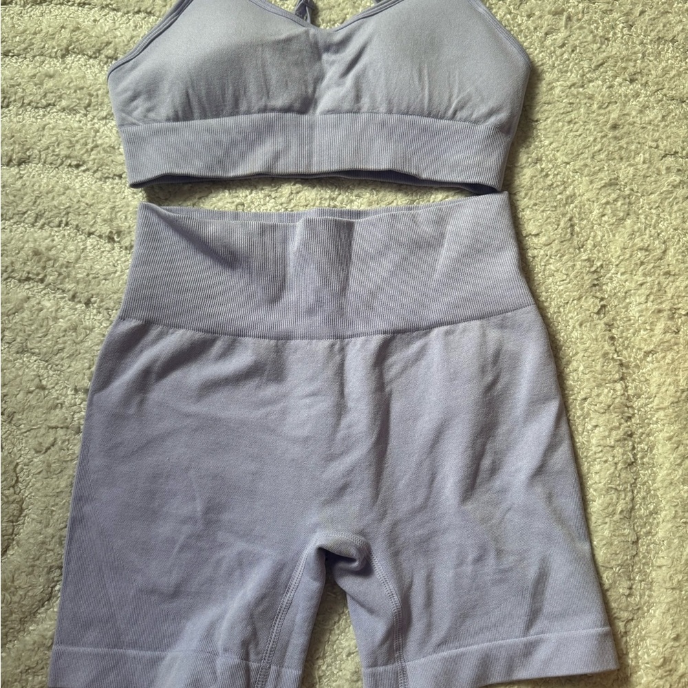 Purple Seamless Sports Bra with Wide Band